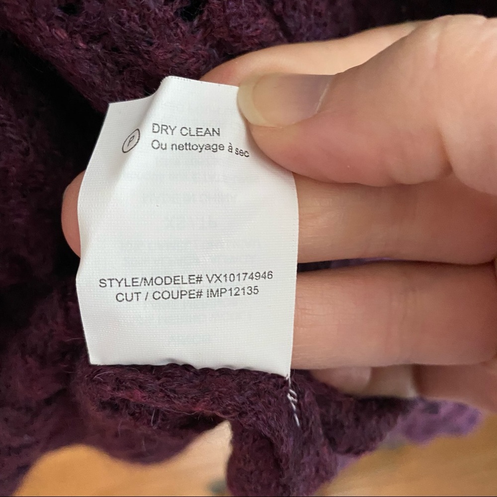 Sold!! Vince mini cable shirttail wool blend sweater xs - Picture 8 of 10